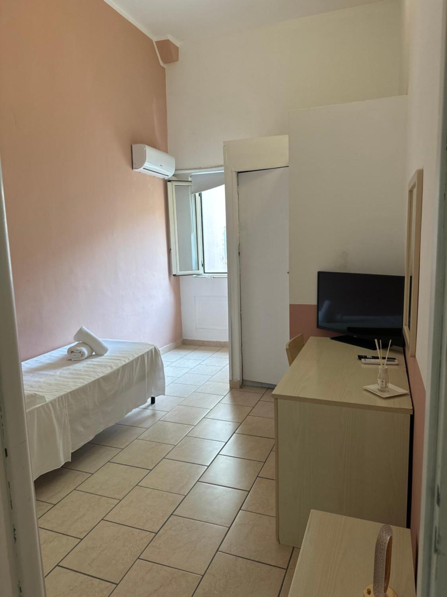 Garibaldi Rooms Reggio di Calabria Exterior foto